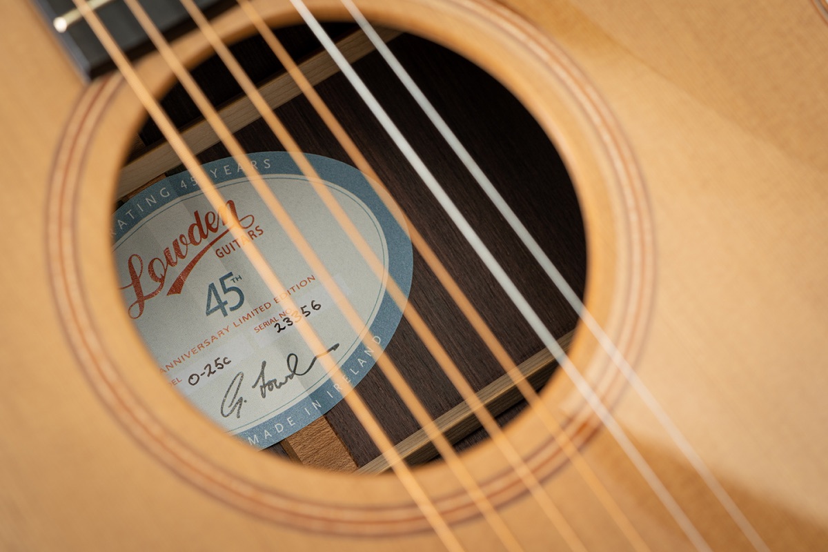 Lowden Guitars为庆祝45周年,特推出全球限量系列